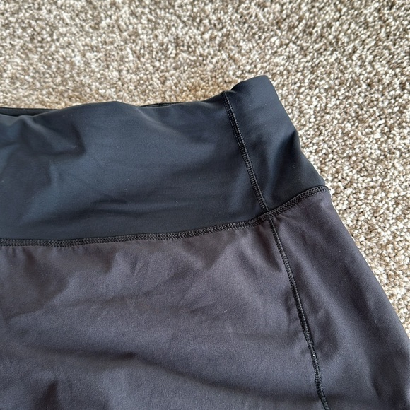 Lululemon Black Speed Short - Picture 3 of 6